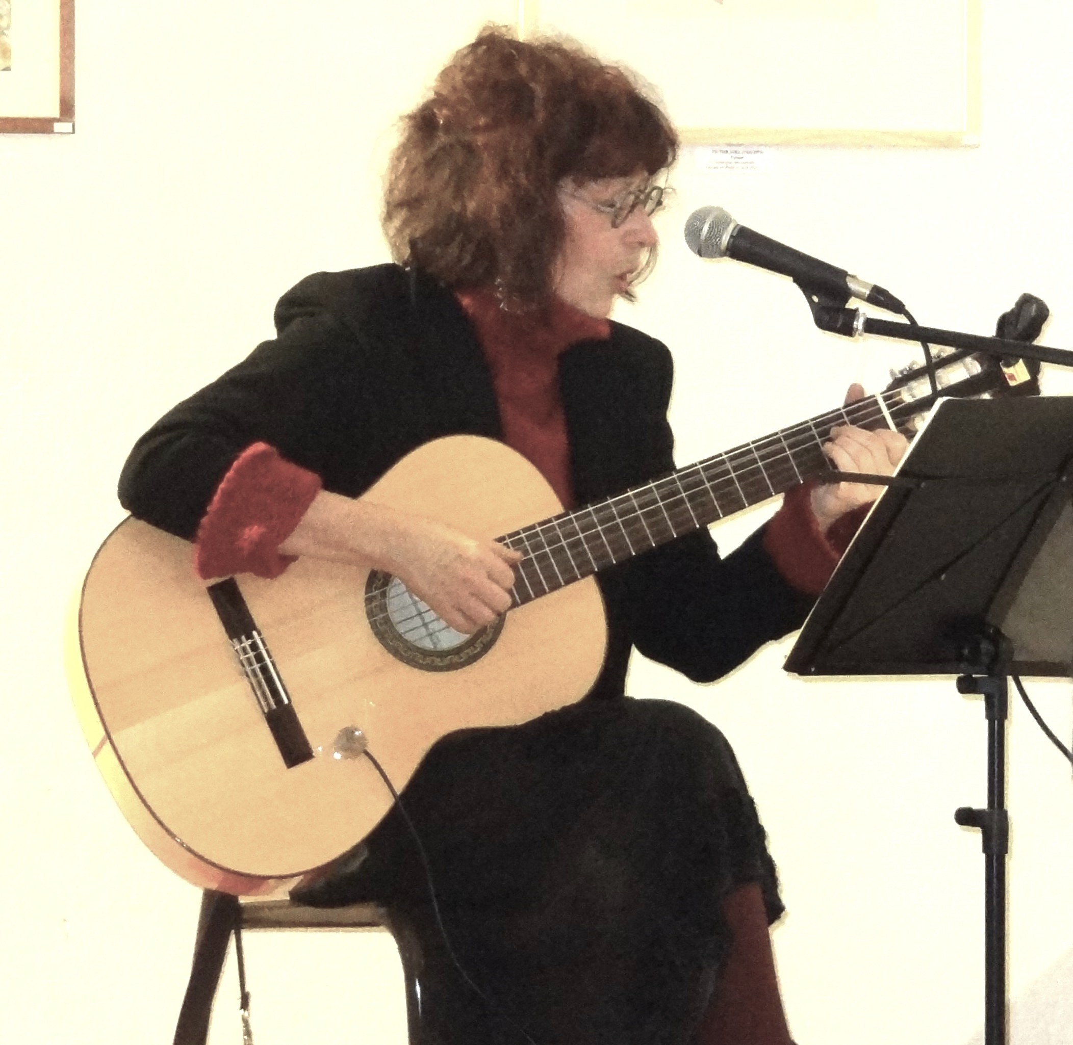 Daniellle Moralès chante Barbara et ses amis