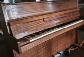 PIANO DROIT D ETUDE GRUNERT TRES BON ETAT